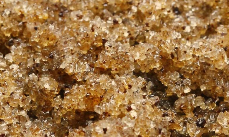 Masque contre les boutons : Recette maison purifiante pour les peaux