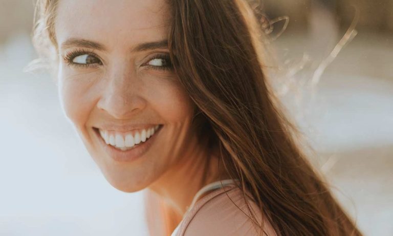 Masque contre les boutons : Recette maison purifiante pour les peaux