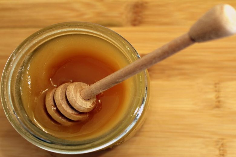 Masque nourrissant au miel pour peau sèche