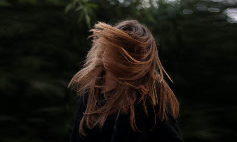 Huile gainante pour cheveux fins, mous et fatigués