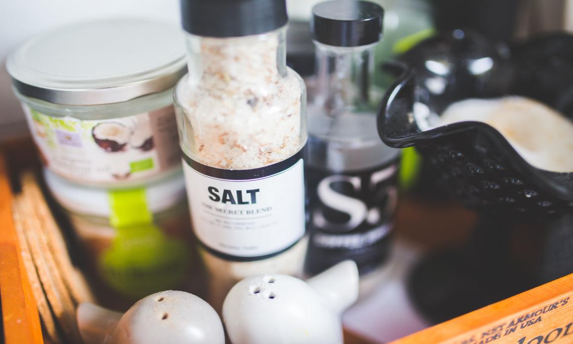 Consommer moins de sel : Astuces diététiques pour préserver votre santé