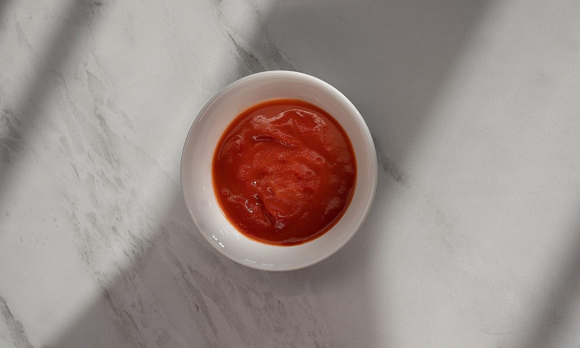 Gommage visage à la tomate pour faire peau nette : Recette maison pour les peaux grasses