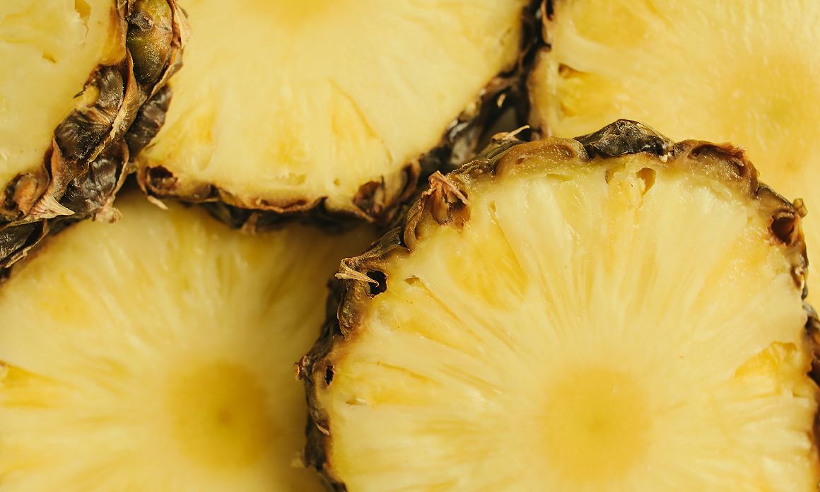 Masque visage à l’ananas : Recette maison pour purifier le teint des peaux normales à grasses